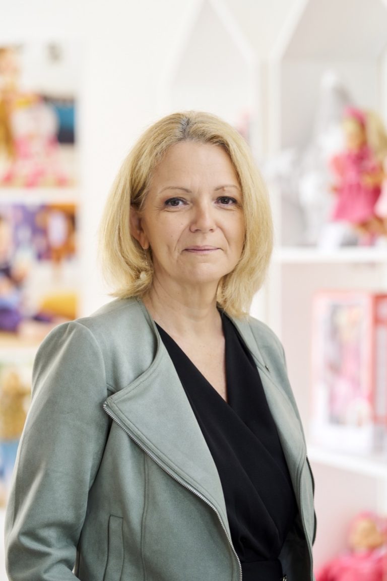 Nathalie Gard ist seit Mai 2024 Geschäftsführerin von Corolle, einem französischen Tochterunternehmen der Simba Dickie Group.